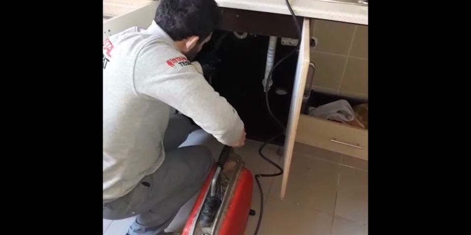 Eyüpsultan Makine ile Tıkanıklık Açan Tesisatçı