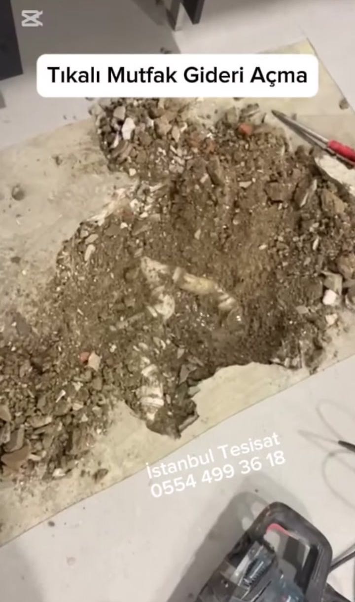 İdealtepe Mahallesi Makine ile Tıkanıklık Açan Tesisatçı