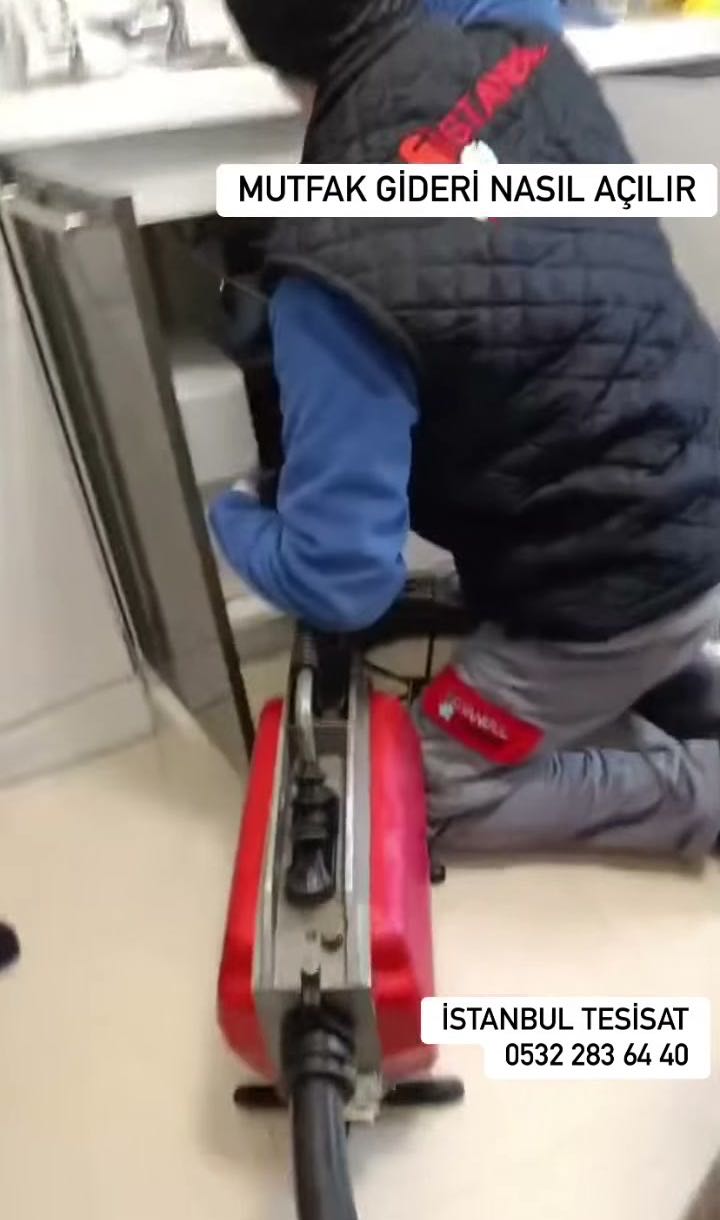 Banyo giderinden geri su geliyor
