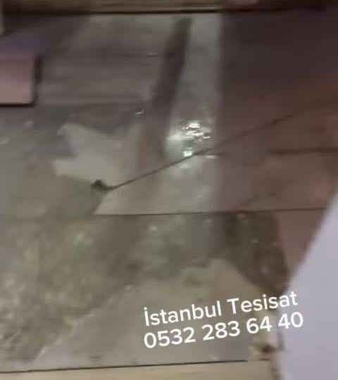 Banyodan alt kata su sızıyor