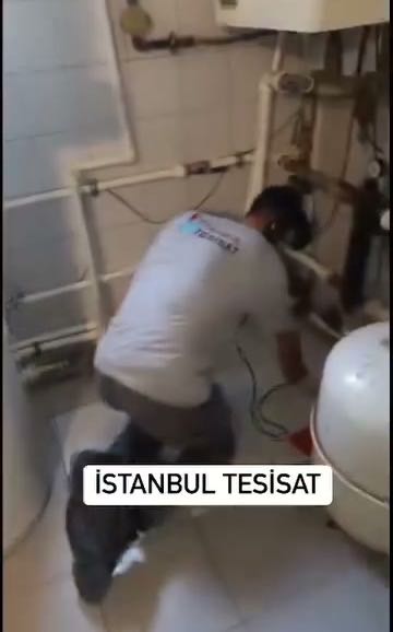 Duvarda ıslaklık ve rutubet var